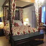 Le Domaine De Bed & Breakfast 3*