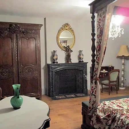 Le Domaine De Oda ve Kahvaltı 3*